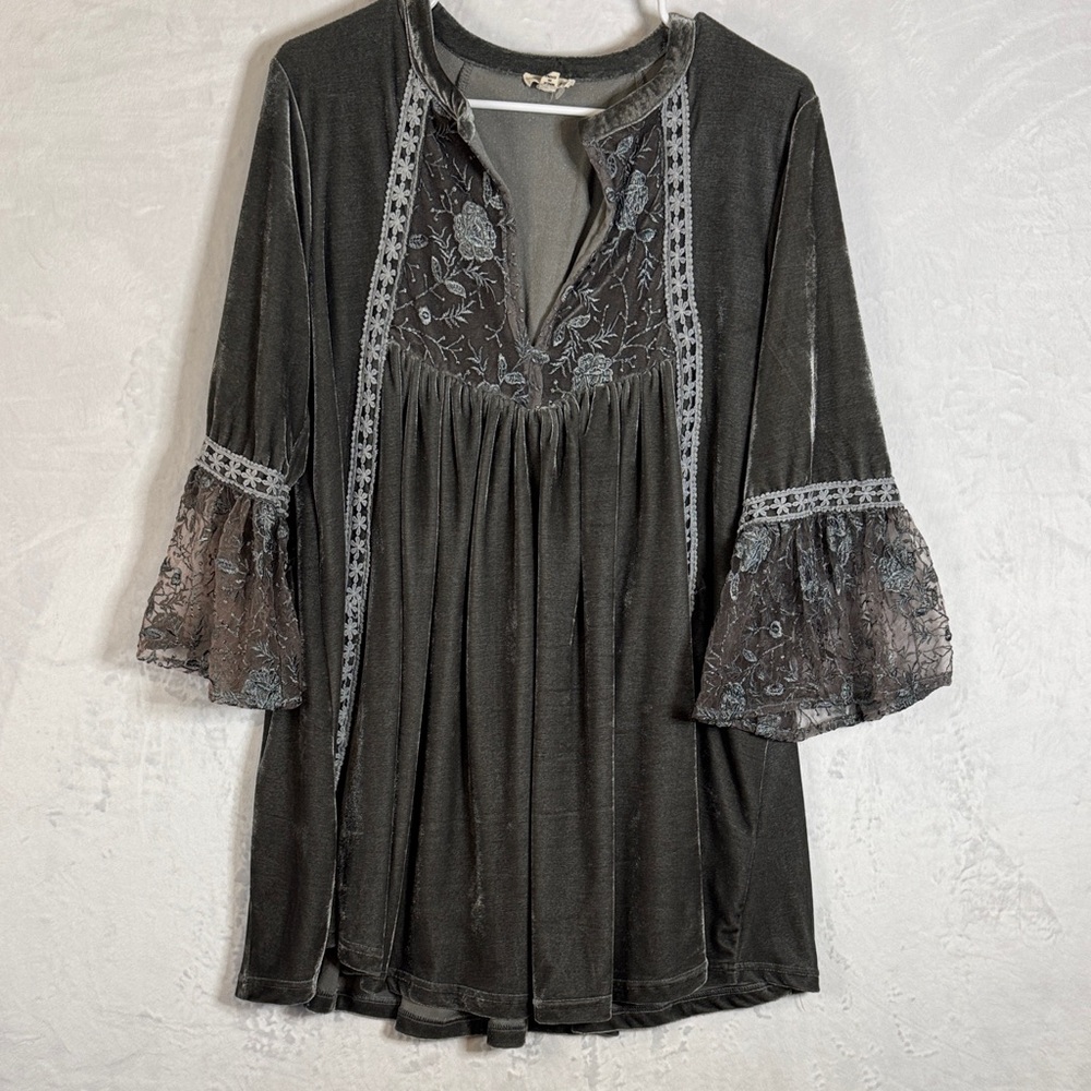 POL Grey Lace and Velvet Dress Medium